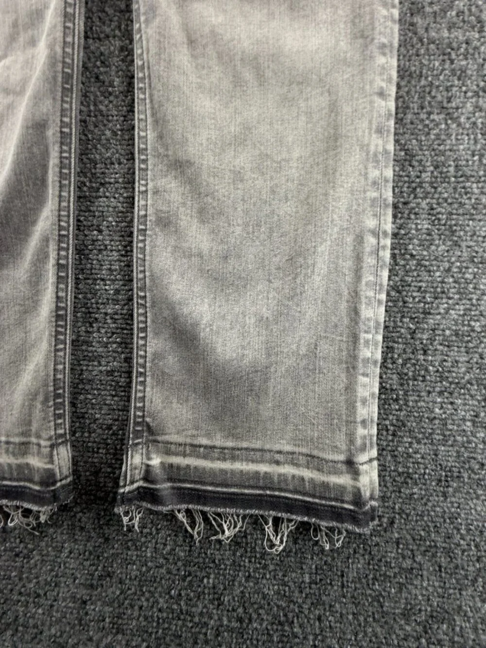 Paige Cindy Crop 24 Denim Gray Jeans Cotton Blend Soft Faded Asphalt ACTL 24X26